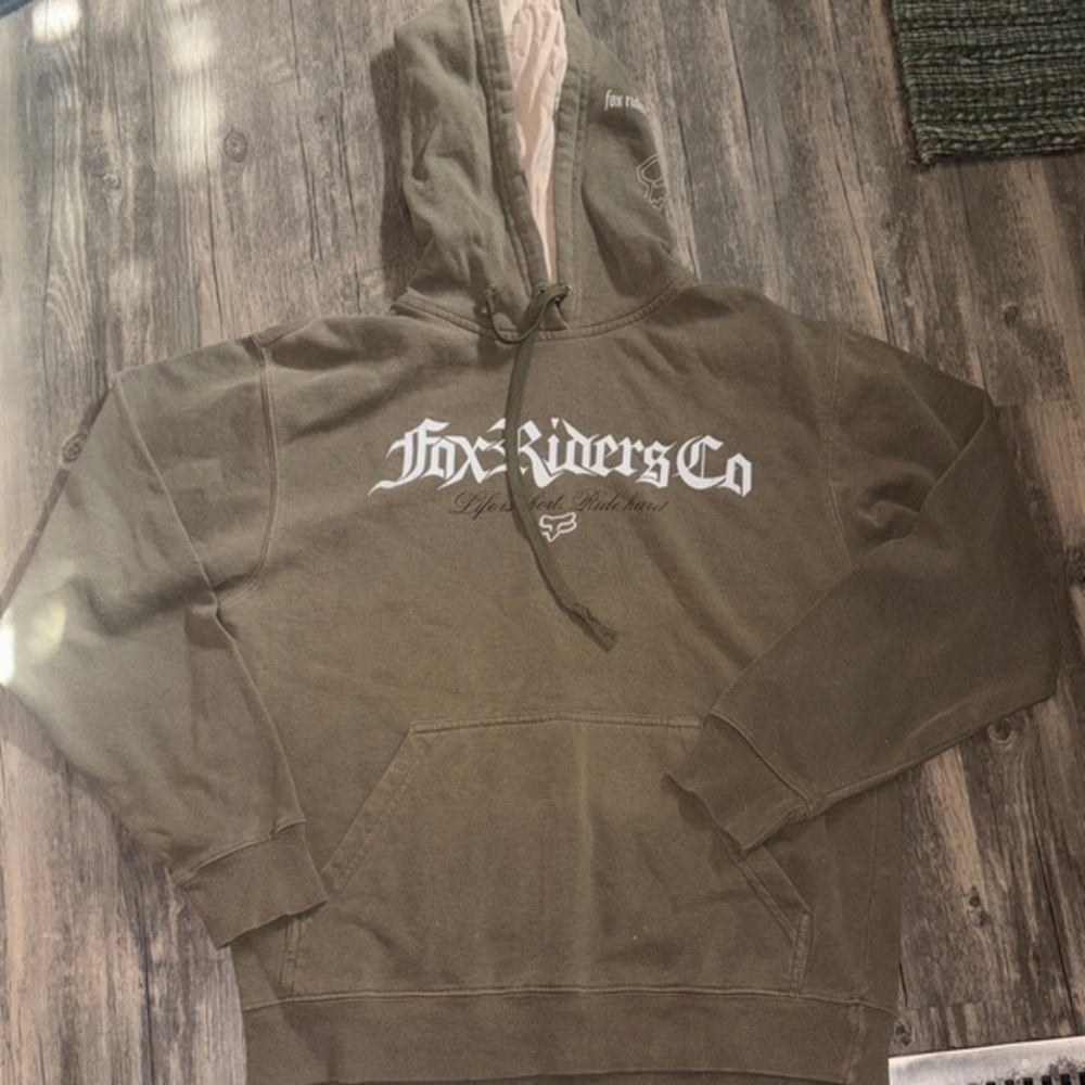 Y2K FOX hoodie - men’s medium